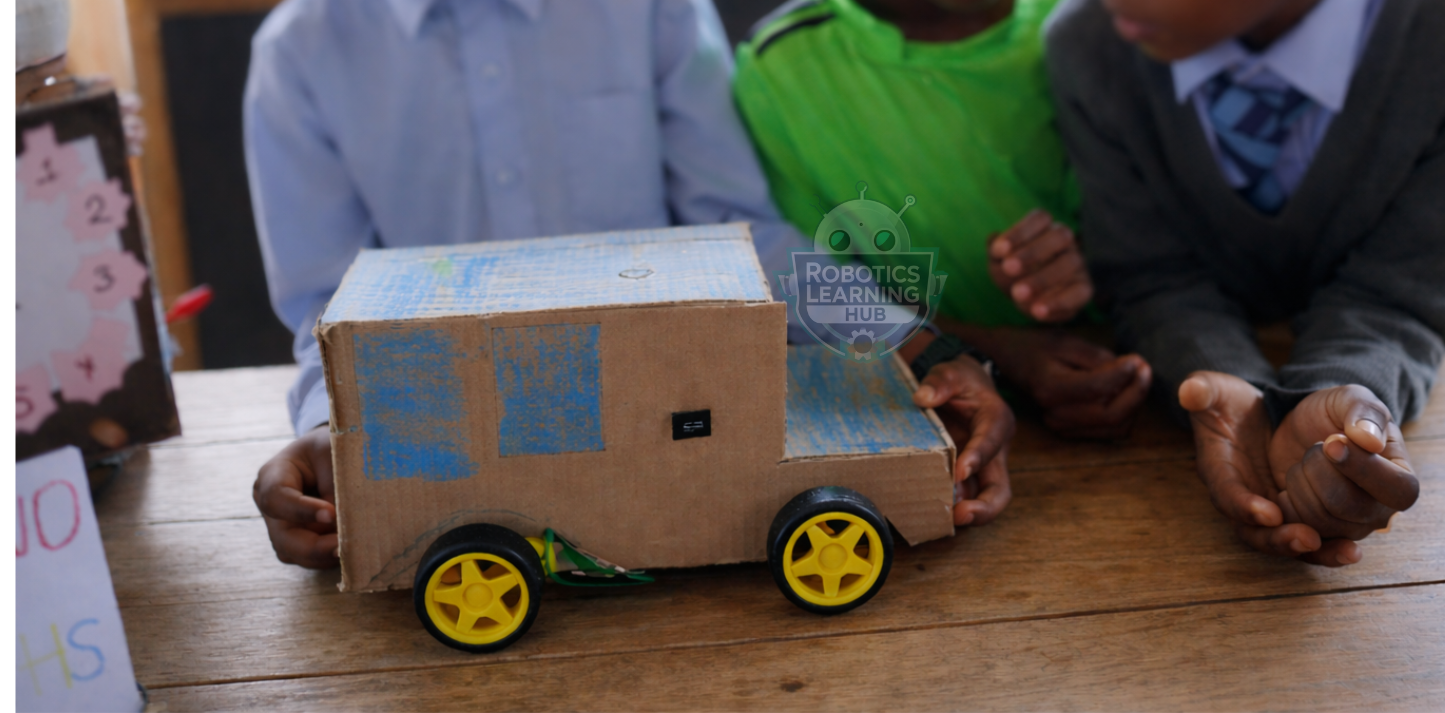 Students presenting projects